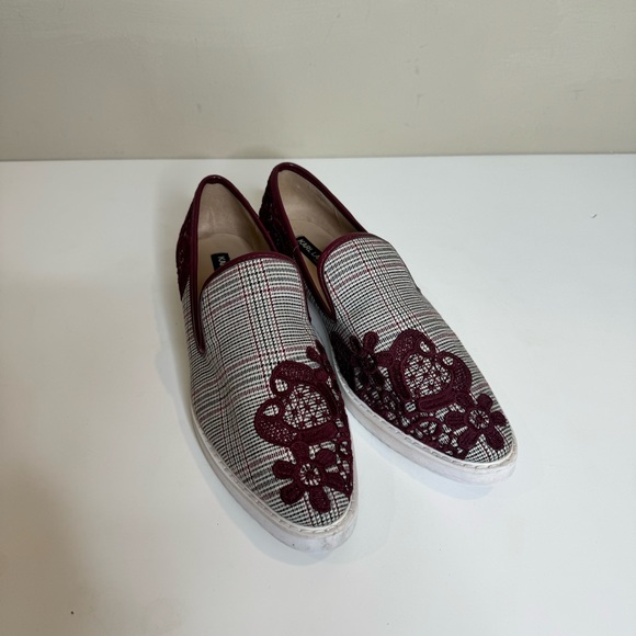 Karl Lagerfeld Paris CARLYN Plaid Slip On Sneaker - Picture 7 of 10